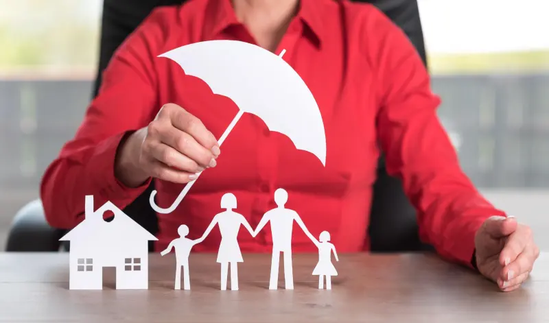 Как заставить людей страховать жильё? Фото: yandex.ru