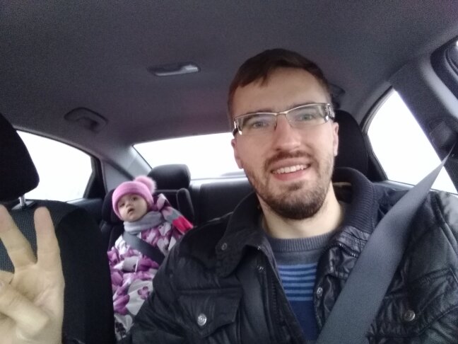 автокресло и ремень - единственно возможное состояние ребенка в машине!