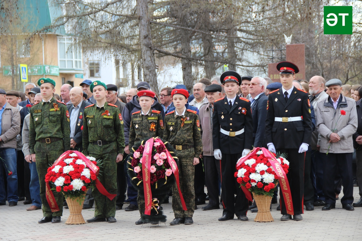 Аларның да сафы сирәгәйгәннән-сирәгәя бара. 