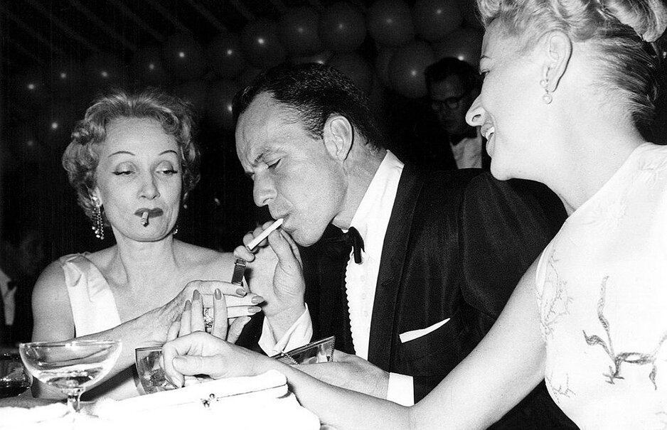 Адриана угарте amoureux de ma femme. 20 любовников. 20 любовников. 20 любовников. Беренис марло с 5 до 7.