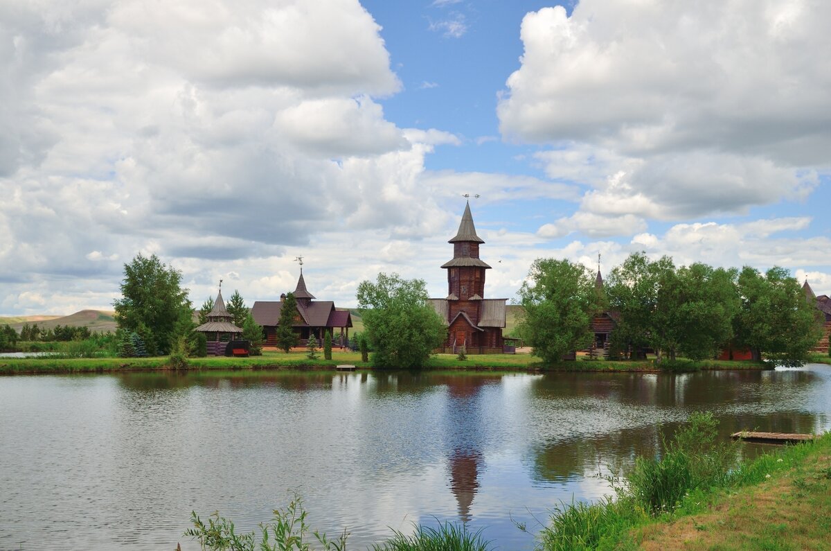 Посёлок Луна Шарлыкский район. Шарлык Луна парк. Село Луна Шарлыкский район Оренбургской области. Парк Луна Оренбургская область.