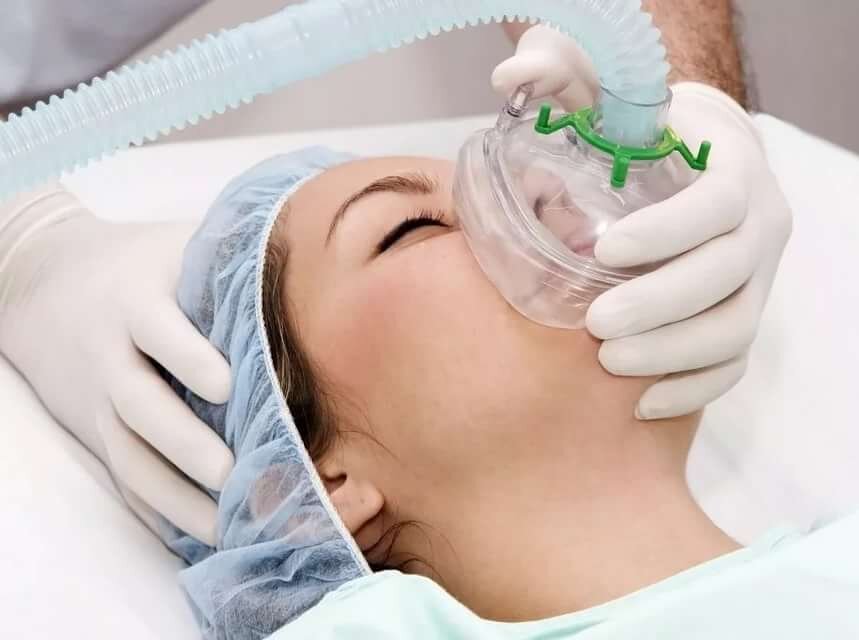https://nocik.ru/anesteziya-v-plasticheskoj-xirurgii-raznovidnosti-primenyaemye-preparaty-i-osnovnye-riski-primeneniya.html