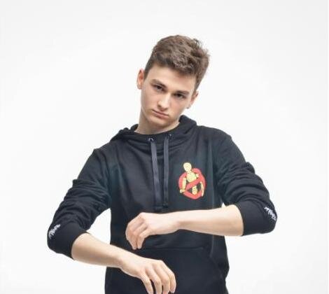 Худи с Джеральдом, 2750 руб. Фото: shopbrianmaps.com