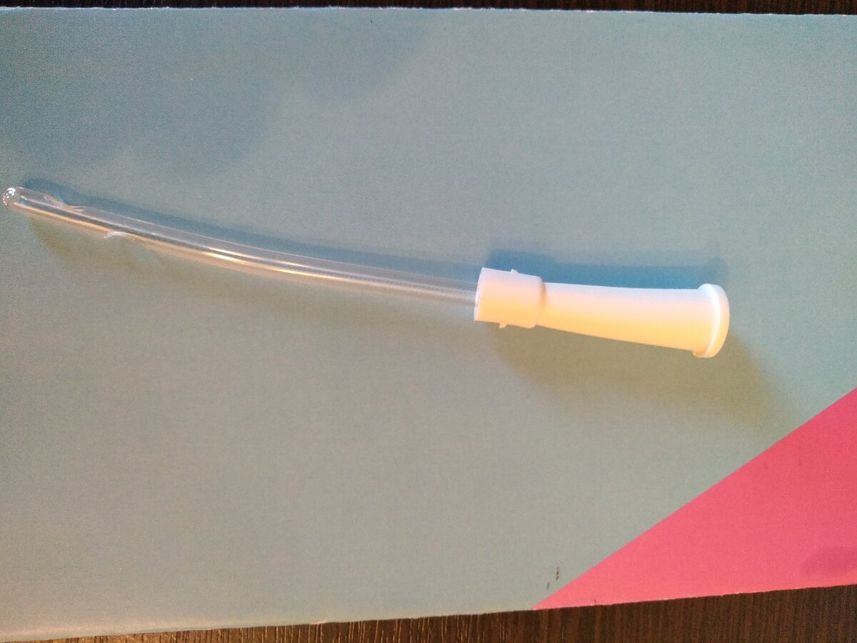 Это многоразовая газоотводная трубочка.