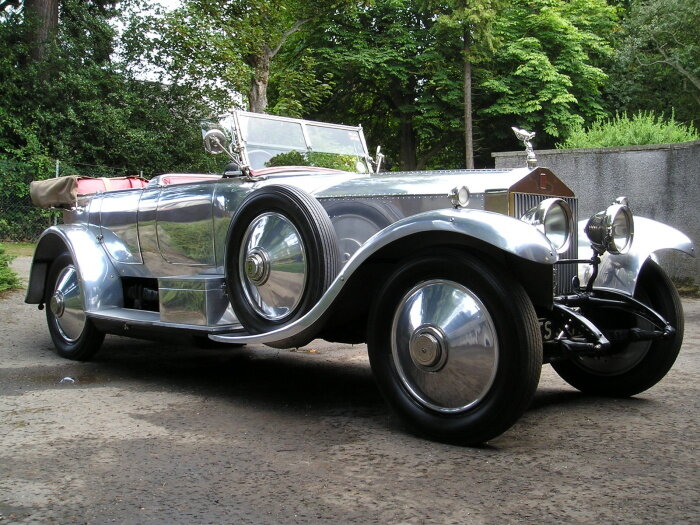 
Автомобиль Silver Ghost — с него все началось. /Фото: motorglobe.org
