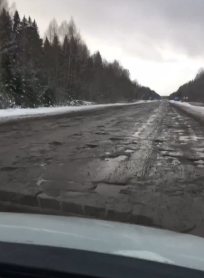 От Чекшино до  Тотьмы примерно 50 км такого... 