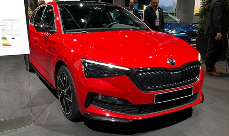 Комплектация BLACK EDITION в ярко красном цвете.