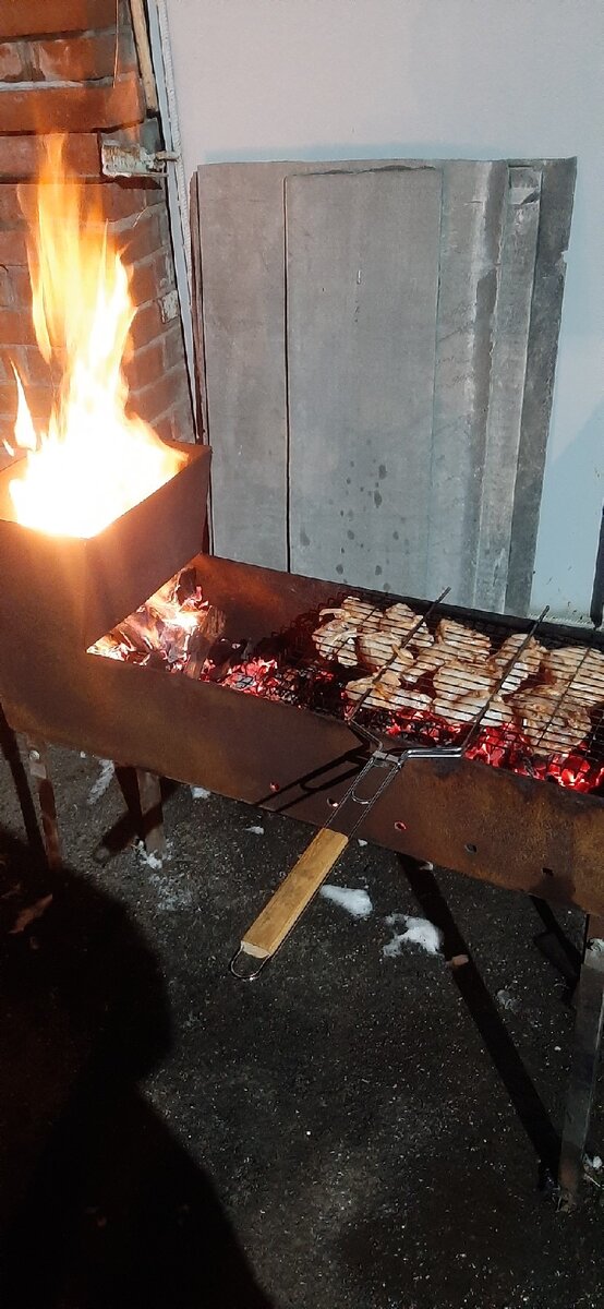 Жарю мясо на ужин.