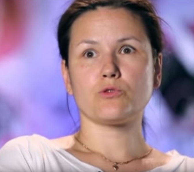 Юна выглядит непривлекательно 