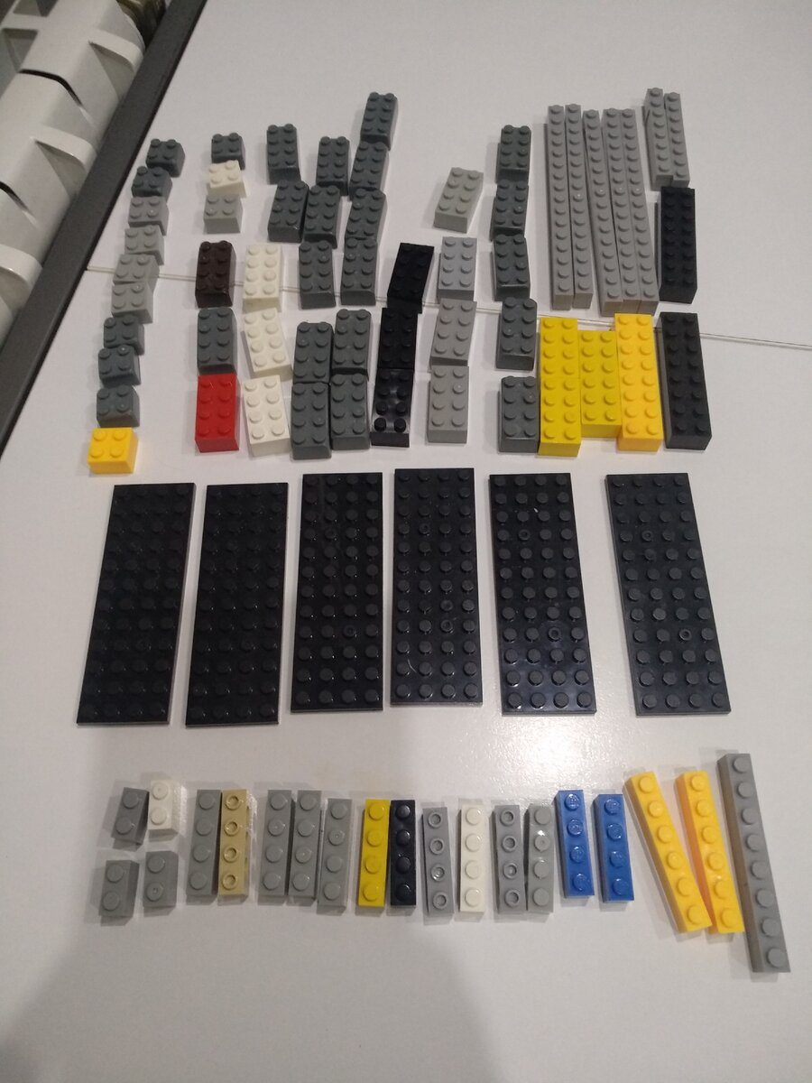 Вот такие детальки нам понадобятся.