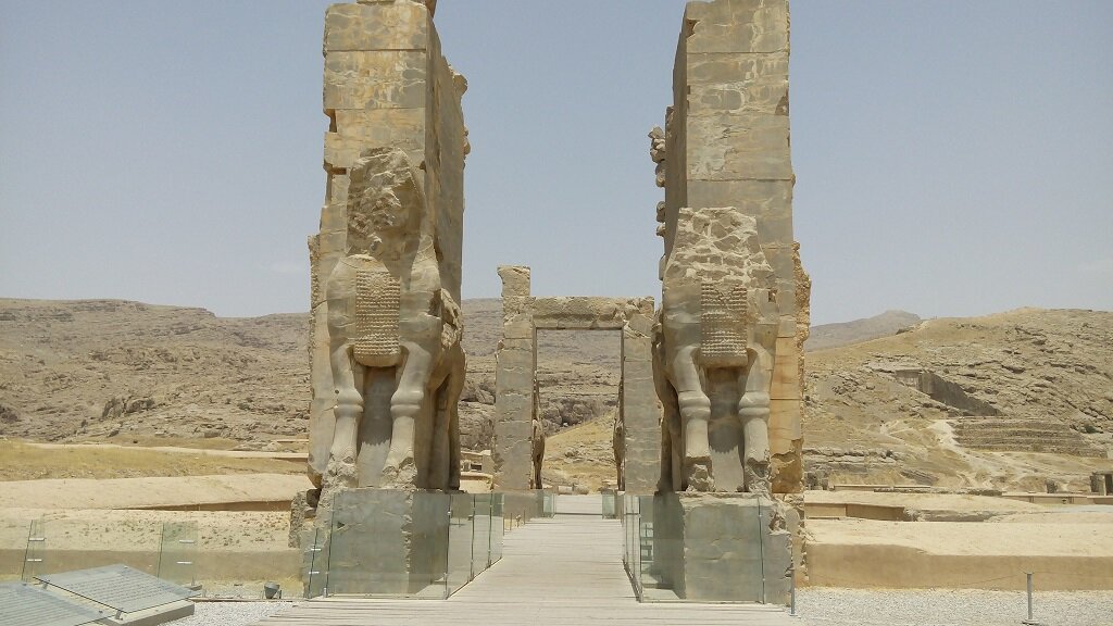 Врата города Персеполис