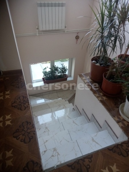 Купить дом в Севастополе. 🏠Продажа двухэтажного дома 244 кв м в центре, мкр. Красная горка ул. Охотская. ЭКСКЛЮЗИВ!