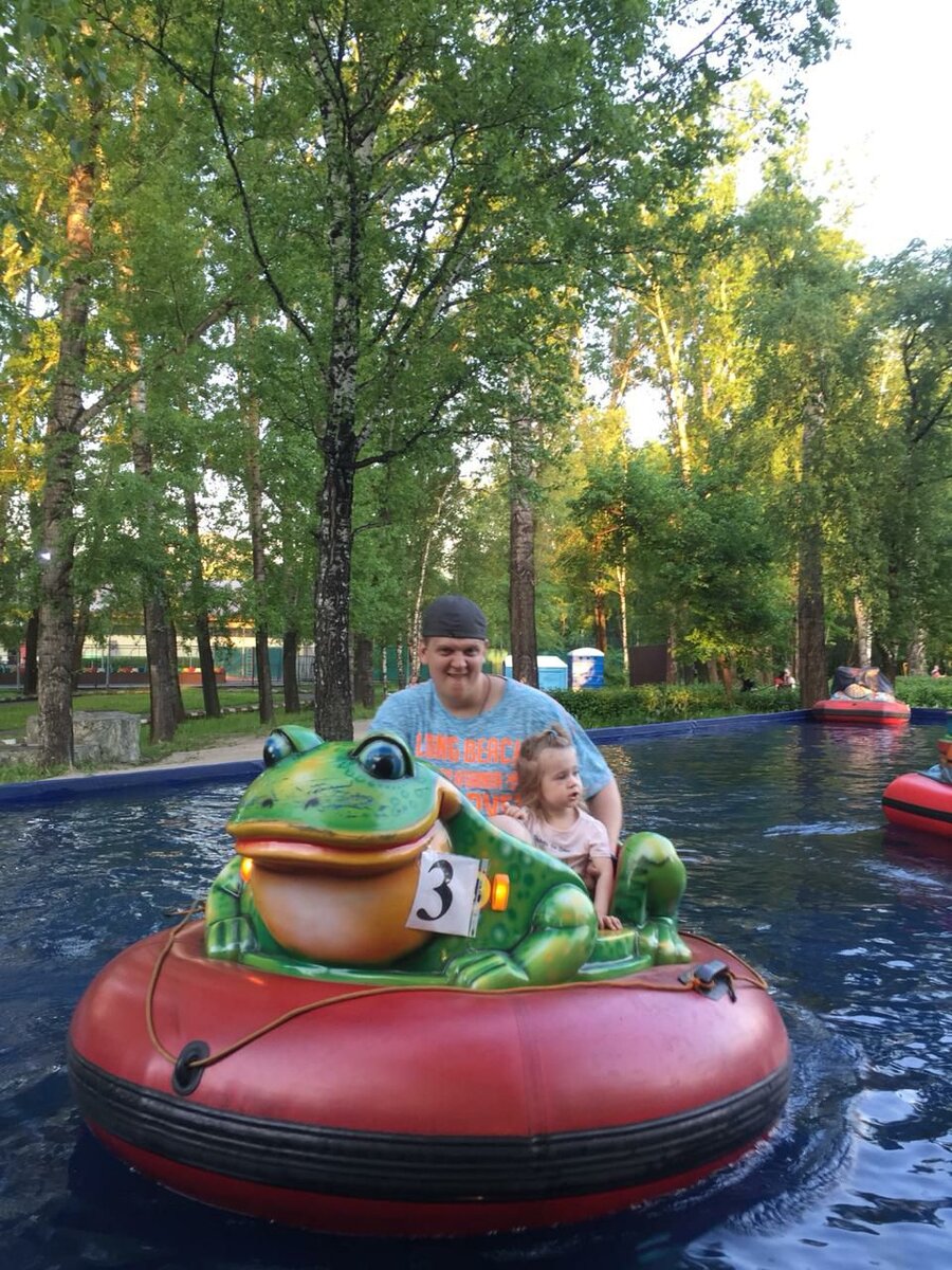 Аттракцион "лодочки"