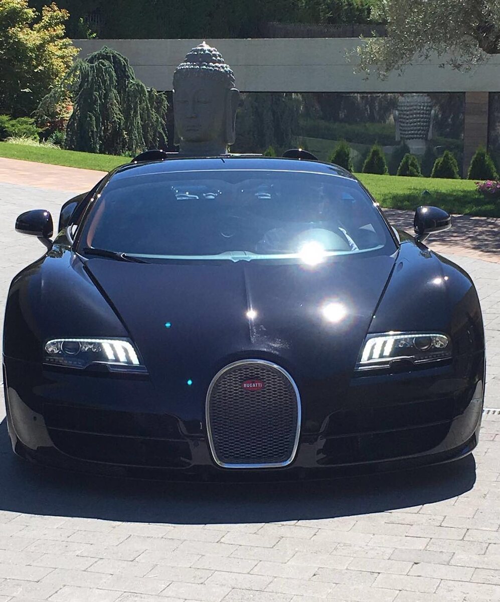Bugatti Veyron 