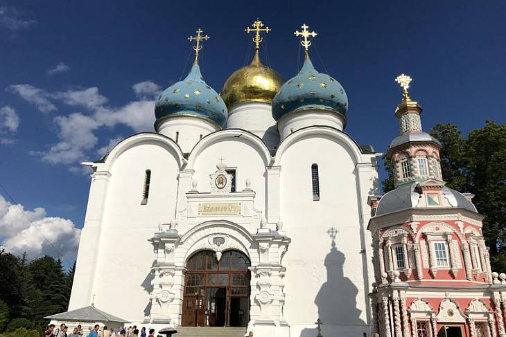 Сергиево троицкая лавра успенский собор