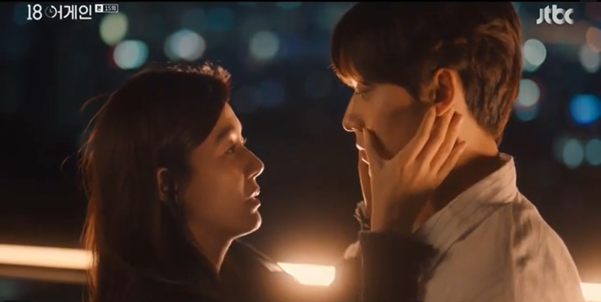 Душераздирающий момент, когда она поверила в то, что У Ён это Де Ён. Поверила и отпустила...