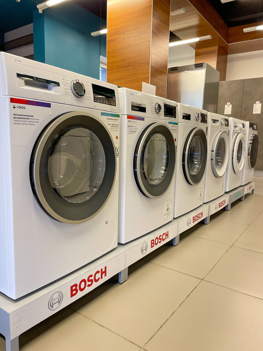 Рекомендуем обратить внимание на немецкие стиральные машины Bosch. Одни из самых надёжных, функциональных, практичных и безопасных стиральных машин по очень лояльной цене.