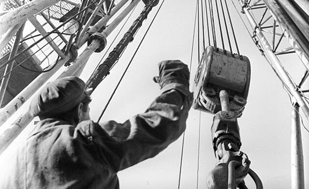    Добыча нефти Gazprom-neft.ru