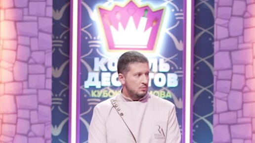 Телеканал Пятница! | Ренат Агзамов в шоке от размеров этого эклера! | Дзен