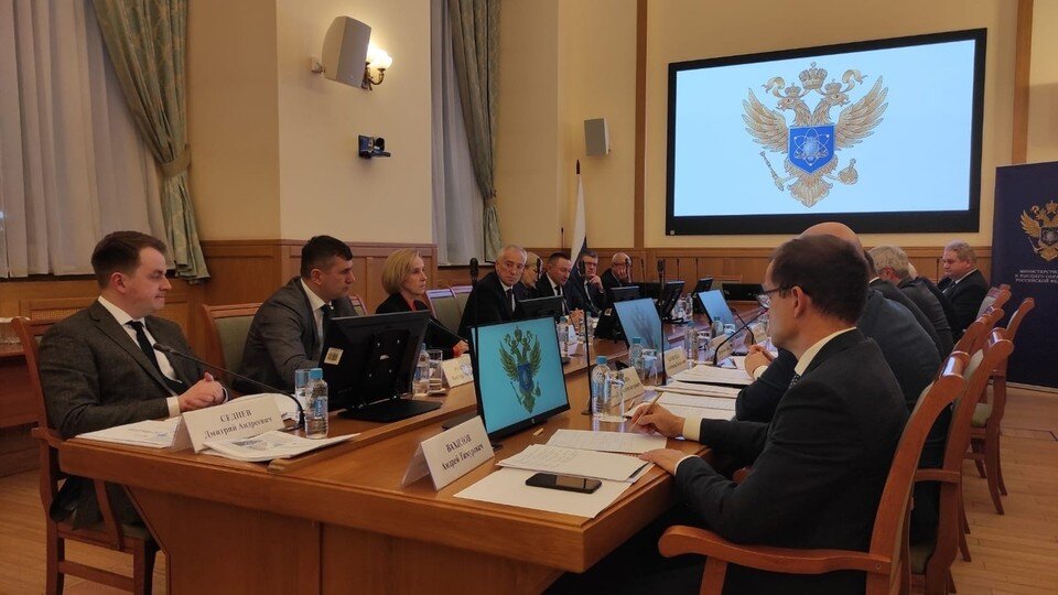     Научно-образовательный комплекс уже выполнил научно-исследовательских и опытно-конструкторских работ для Роскосмоса на 5 млрд рублей за 5 лет.  Пресс-служба администрации Томской области