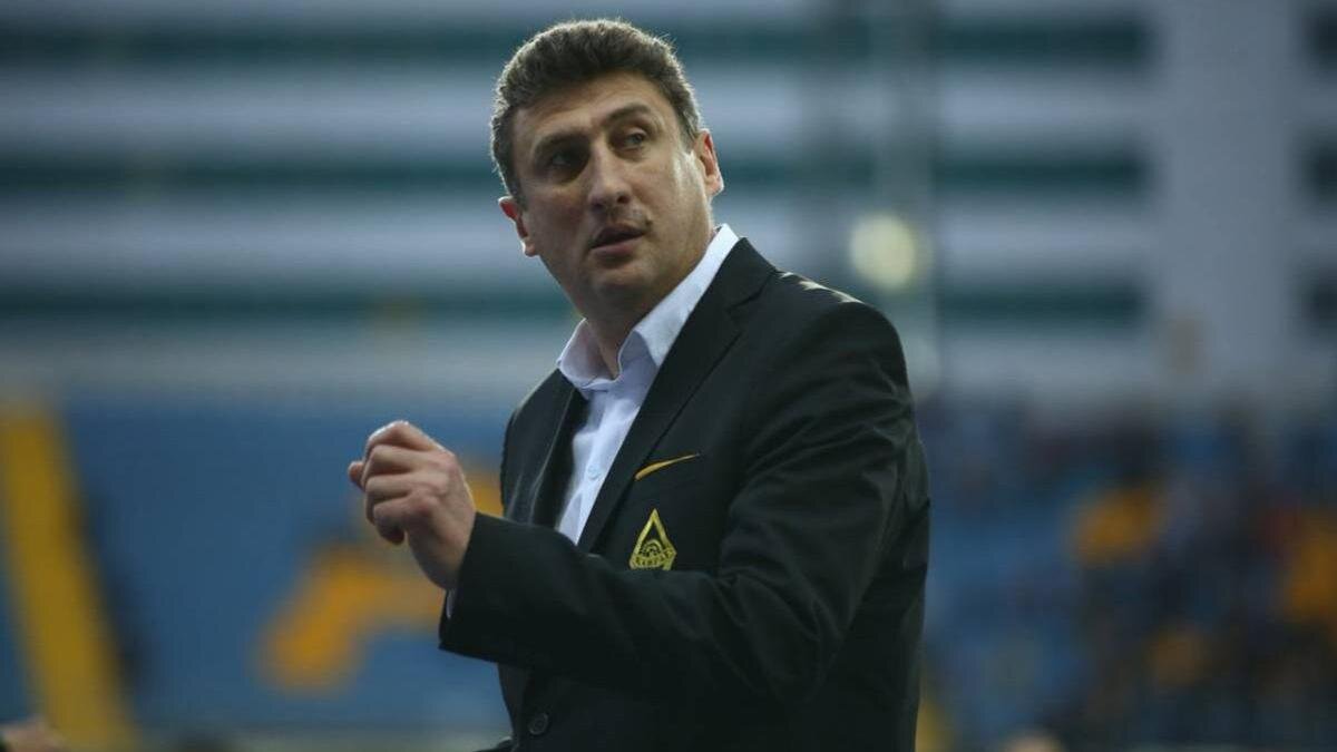    Кахабер Цхададзе:ФК "Кайрат"