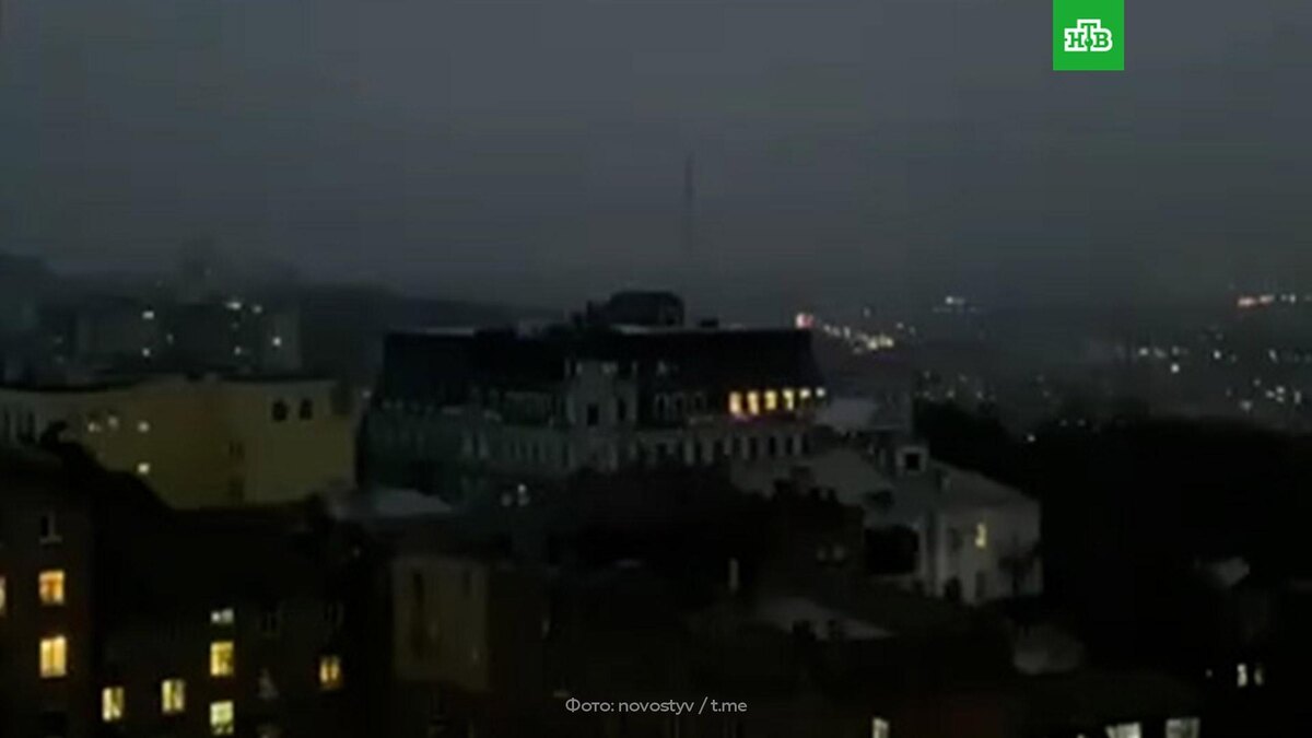    Оставшийся наполовину без света Киев сняли на видео