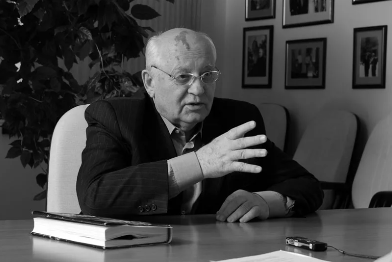 Михаил Сергеевич Горбачёв Политик - Первый и единственный в истории СССР президент. Фото взято из открытых источников.