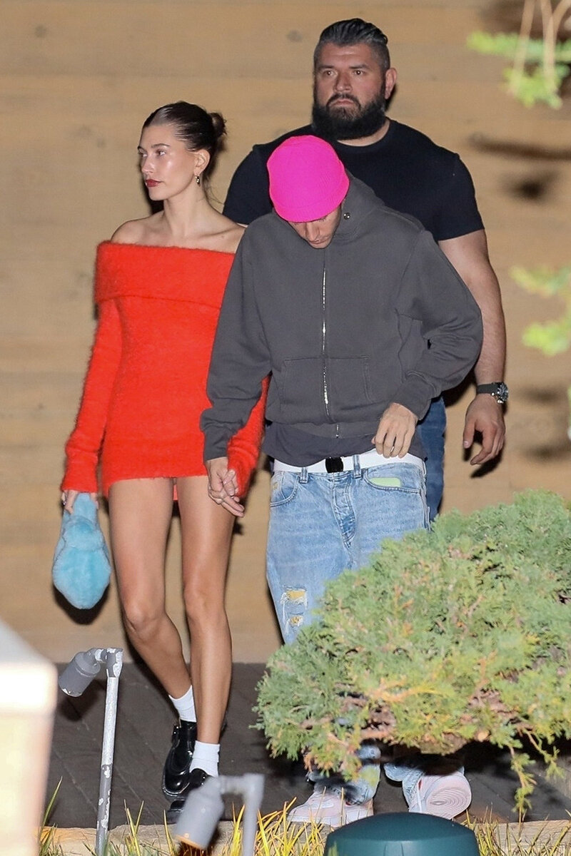    Хейли и Джастин БиберLEGION-MEDIA