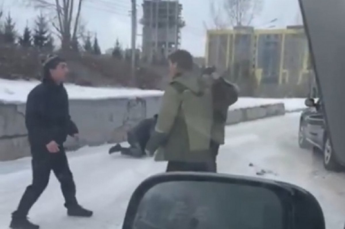    Полиция разыскивает участников конфликта.