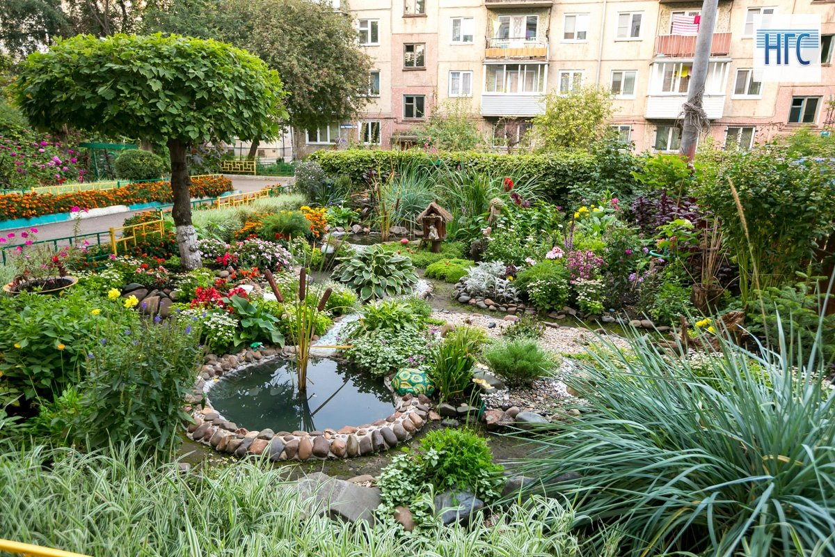 Фото с интернет, но в Омске есть немного скромнее пр.Карла Маркса 52б