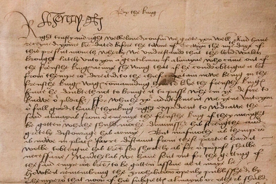     Госдума приняла в I чтении проект о защите русского языка от иностранных заимствований  REUTERS