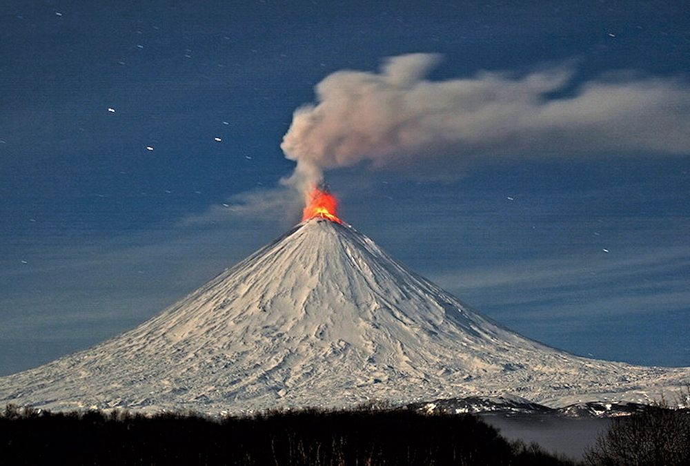 Фото ключевского вулкана. Камчатка вулкан ключевская сопка. извержение вулкана ключевская сопка. гора ключевская сопка. ключевская сопка (ключевской вулкан).