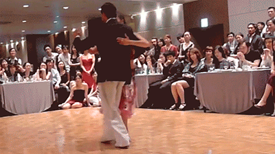 Los Totis - Кристиан и Вирхиния, вальс Valsecito Amigo Хуана Д'Арьенцо. Полное видео ниже 