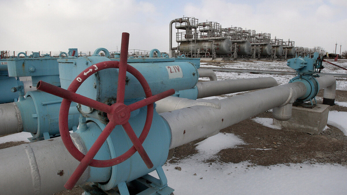    Газохранилище© РИА Новости . Тарас Литвиненко
