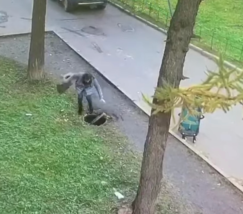 Скриншот с видео с камеры наблюдения