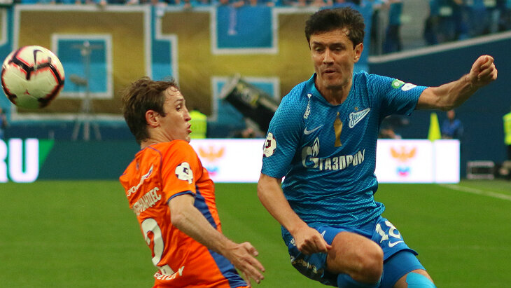 Два крайних защитника сборной России уже не раз играли друг против друга в матчах между Зенитом и ЦСКА.