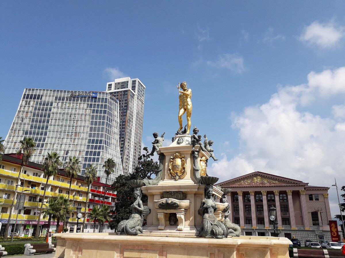 Фонтан "Нептун". 