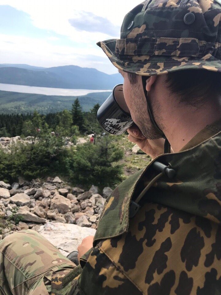 Пью чай. Смотрю в будущее.