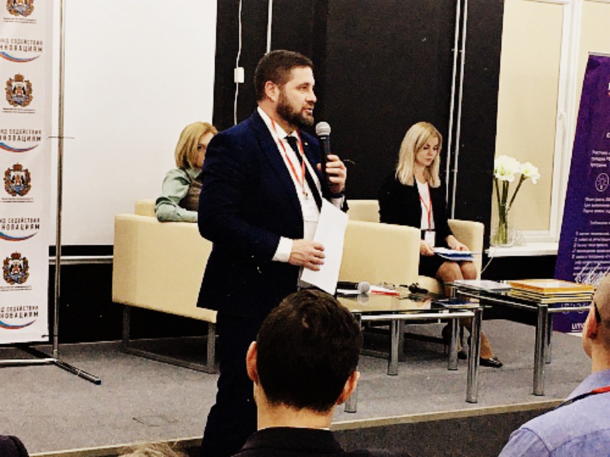 проректор НовГУ по научной работе и инновациям Андрей Ефременков