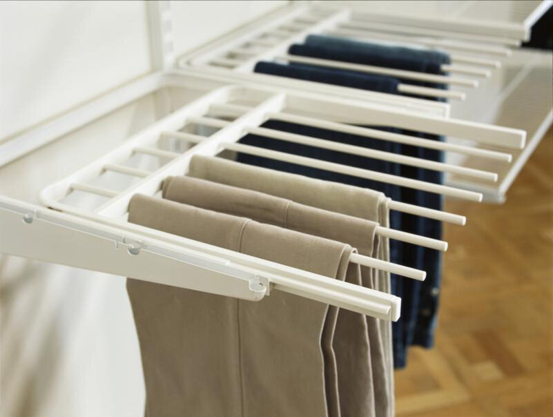 Брючница в шкафу- практично и удобно