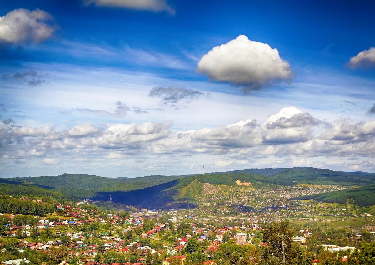 Местные любя называют свой город "Маленькая Швейцария"