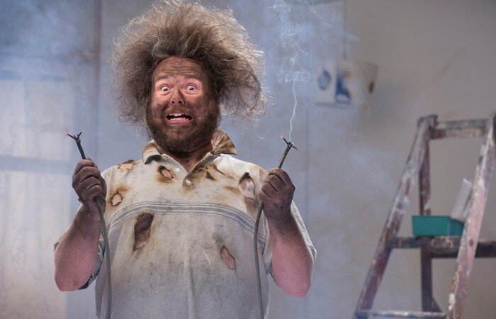 7 популярных ошибок доморощенных электриков, которые люди повторяют раз за разом.