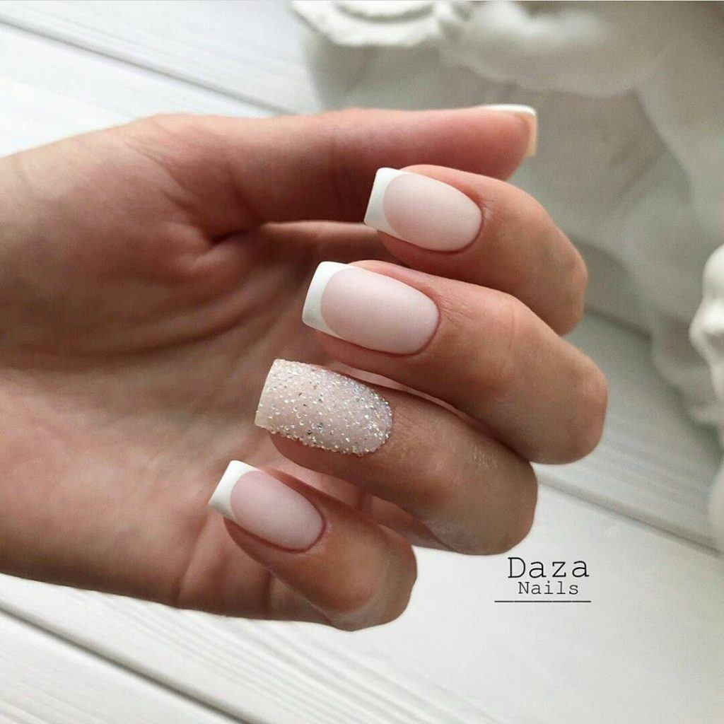 Белый френч на ногтях фото новинок дизайна ногтей | Wedding nails, Nail art, Nail manicure