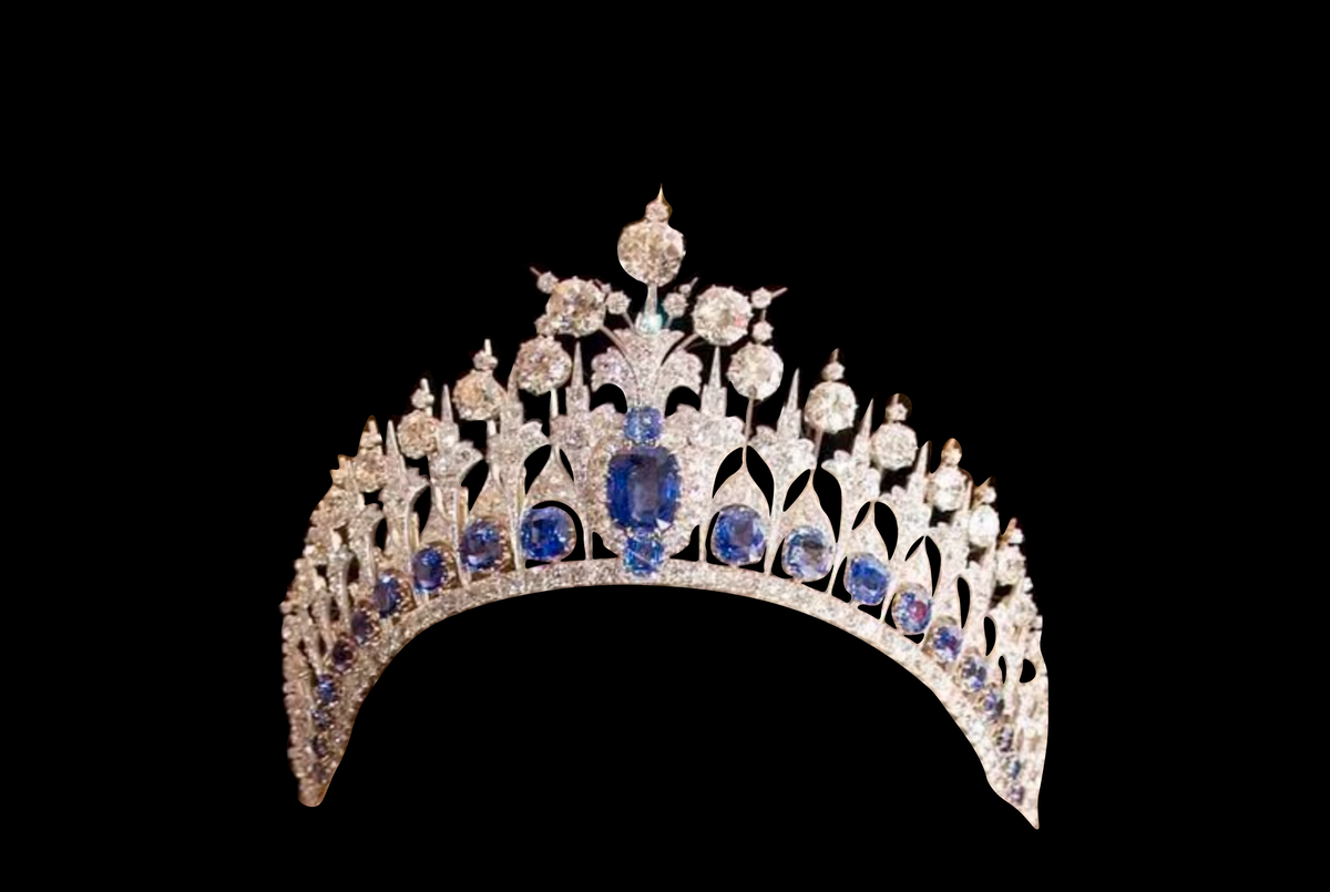 Тиары королевы летиции. Принцесса швеции мадлен в тиарах. Королевы 21 века. Самая красивая принцесса в мире за всю историю. Королевы 21 века.