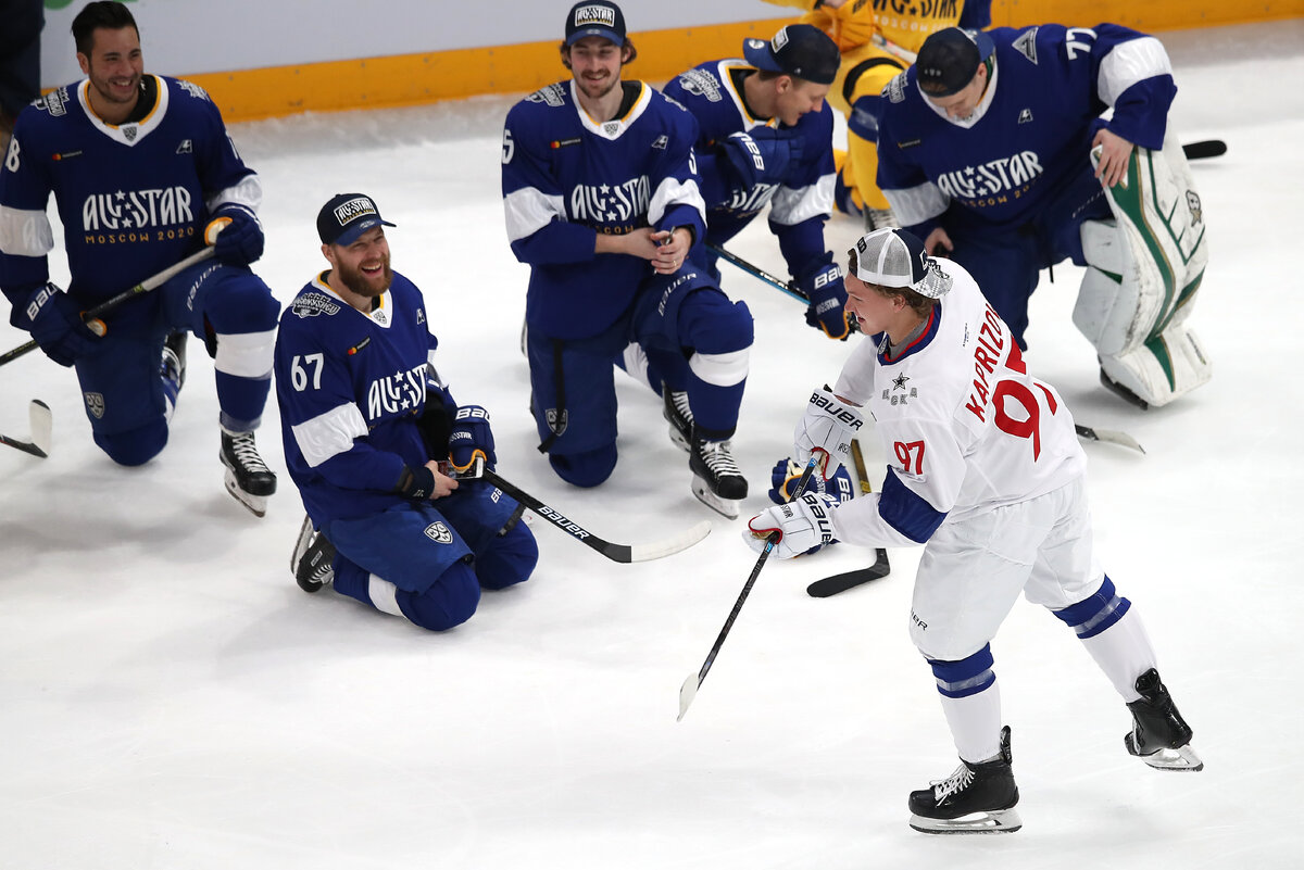 Фото: Юрий Кузьмин, Владимир Беззубов, photo.khl.ru