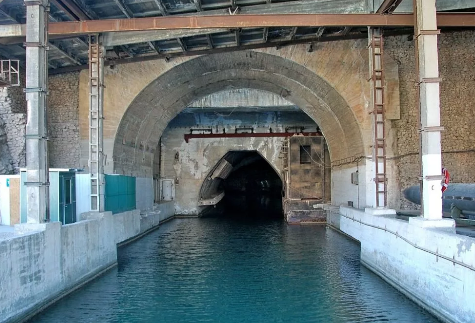 "Призрак" бывшей военной базы