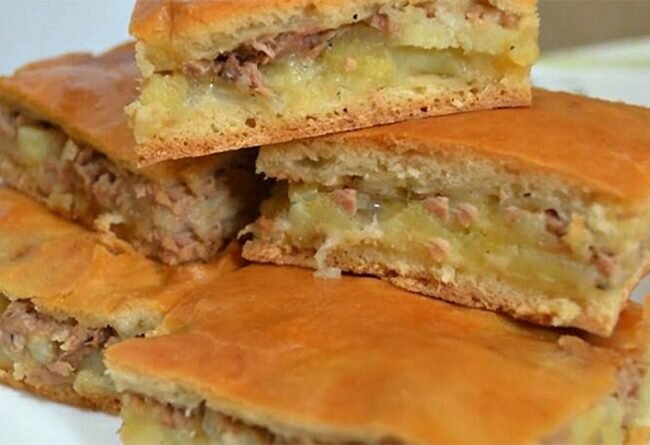 Заливной пирог с фаршем в духовке