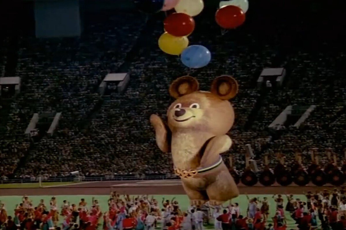 Олимпийский мишка 1980 улетает. Олимпийский мишка Москва 80. Год олимпиады в Москве 1980.Олимпийский мишка.