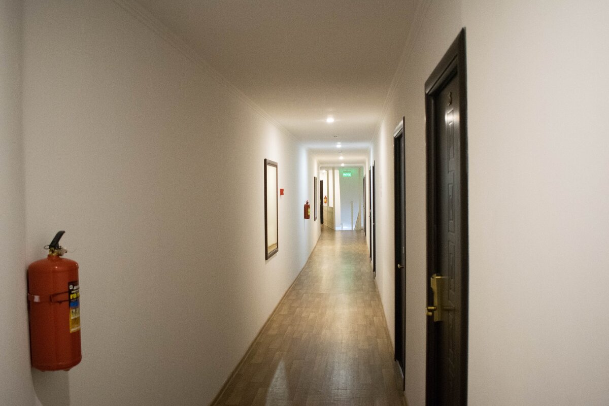 Коридор отеля Барракуда