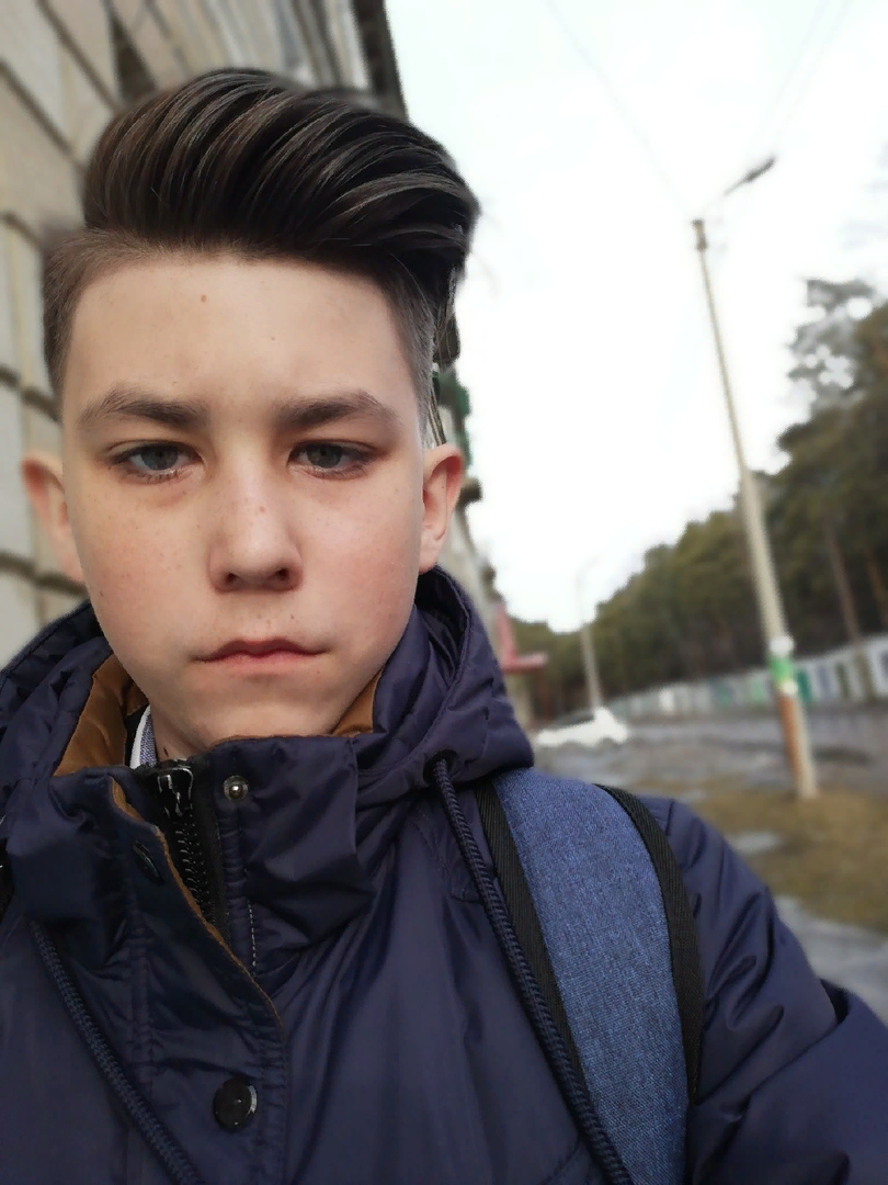 Эту фотку я пытался загрузить раз пять. Каждый раз выскакивало "Загружено с ошибкой". Когда Щербатенко родился это тоже было ошибкой.